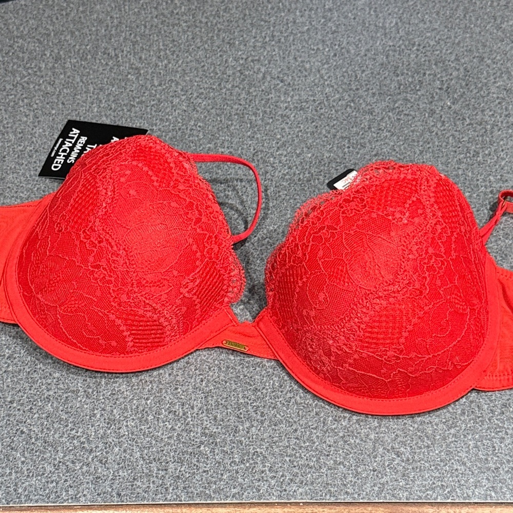 BeMe Red Lace Demi Bra Size 34C - Picture 3 of 5